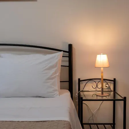Luxury Apts Center