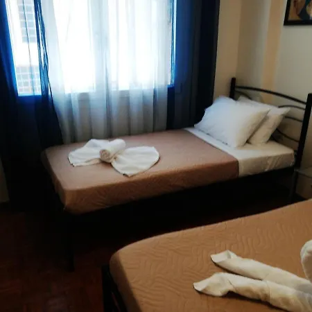 Luxury Apts Center *